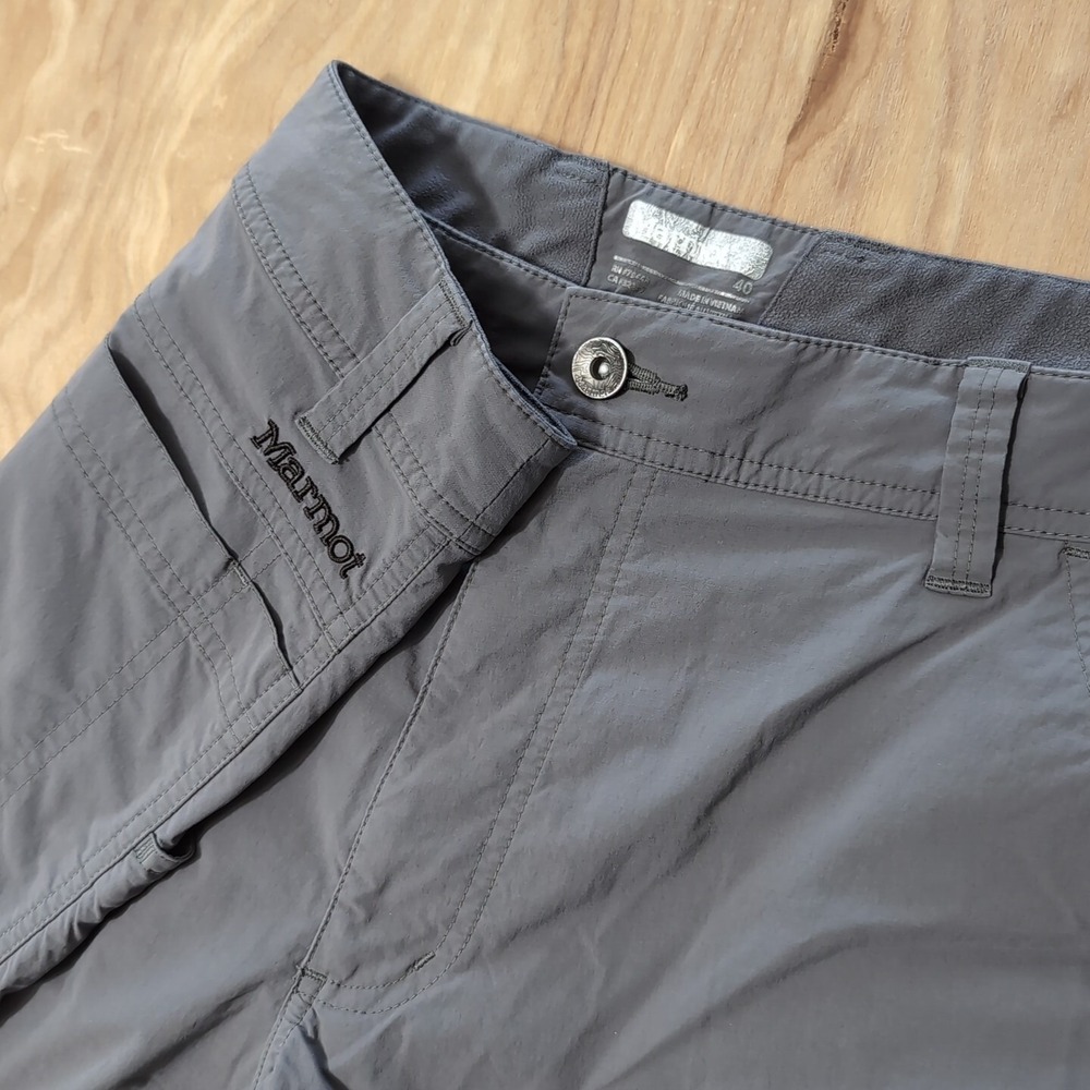 Mens 40x10 MARMOT Stretch Hiking Travel Cargo Shorts Tan Quick Dry Nylon Stretch